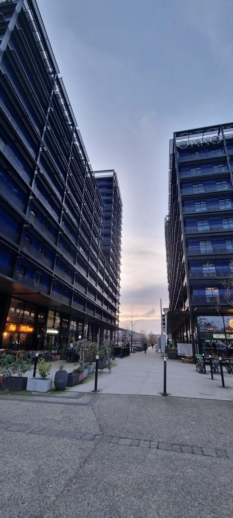 Bel Contemporain Avec Terrasse Climatisation Et Parking Payant En Option Strasbourg