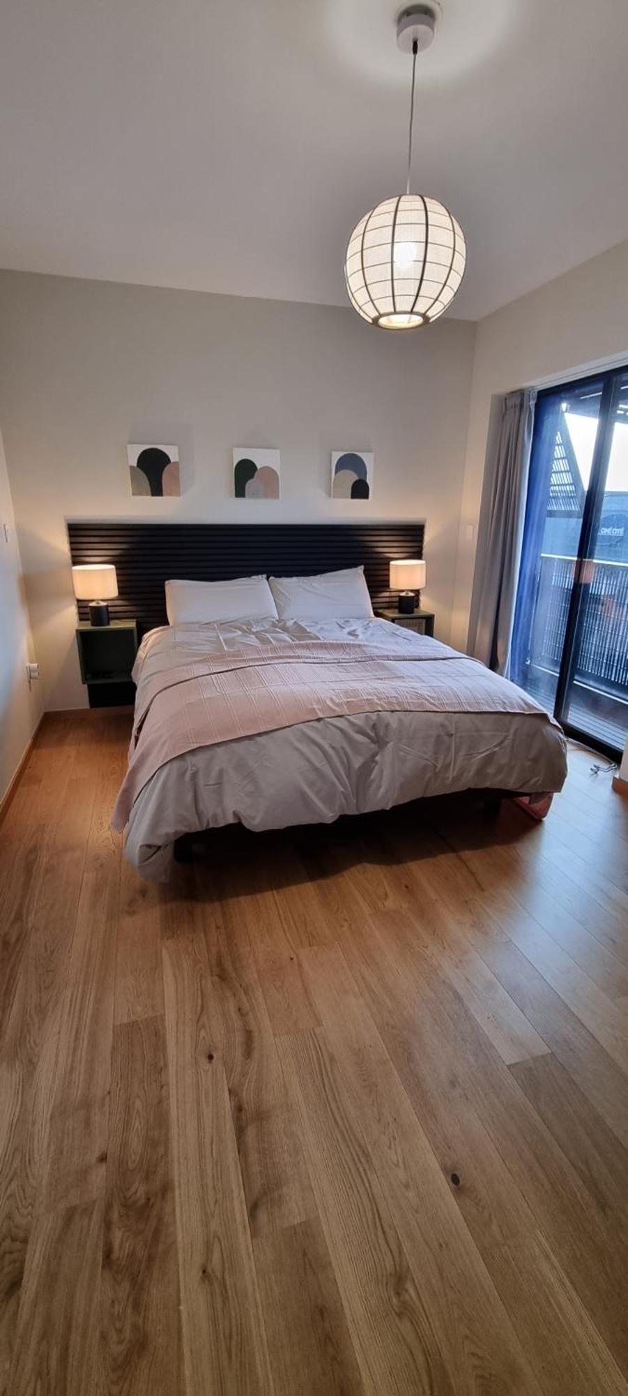 Apartment Bel Contemporain Avec Terrasse Climatisation Et Parking Payant En Option *